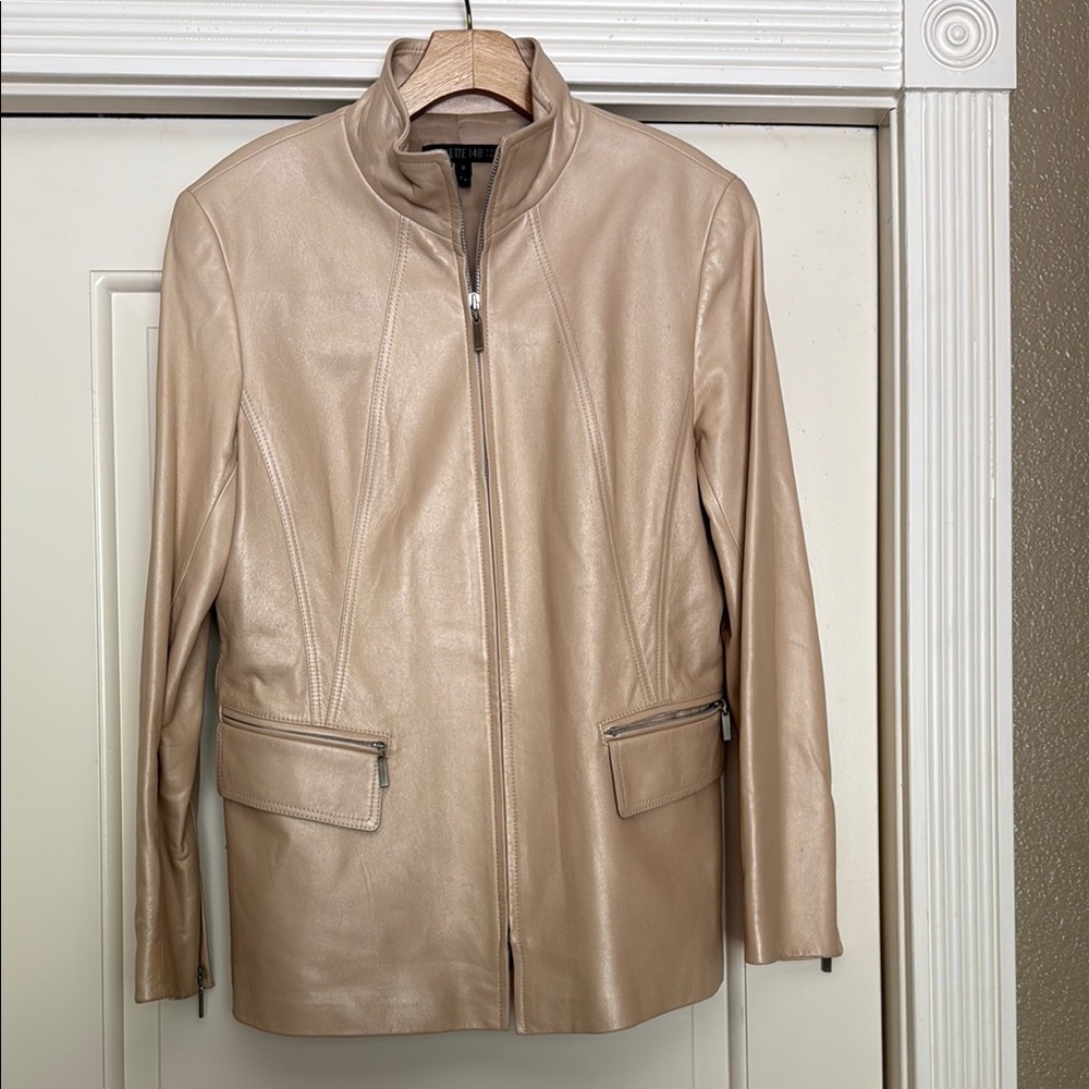 Elegant Tan Leather Jacket
